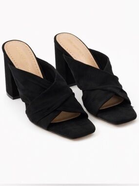 Adrienne Vittadini Black Suede Mule Heels Square Toe‎ Minimal Chic